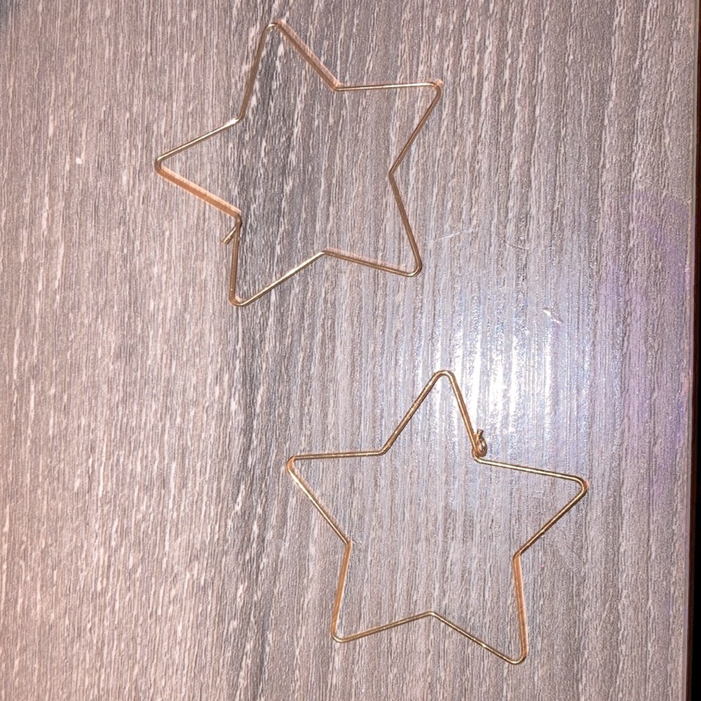 Cute gold hoop earrings